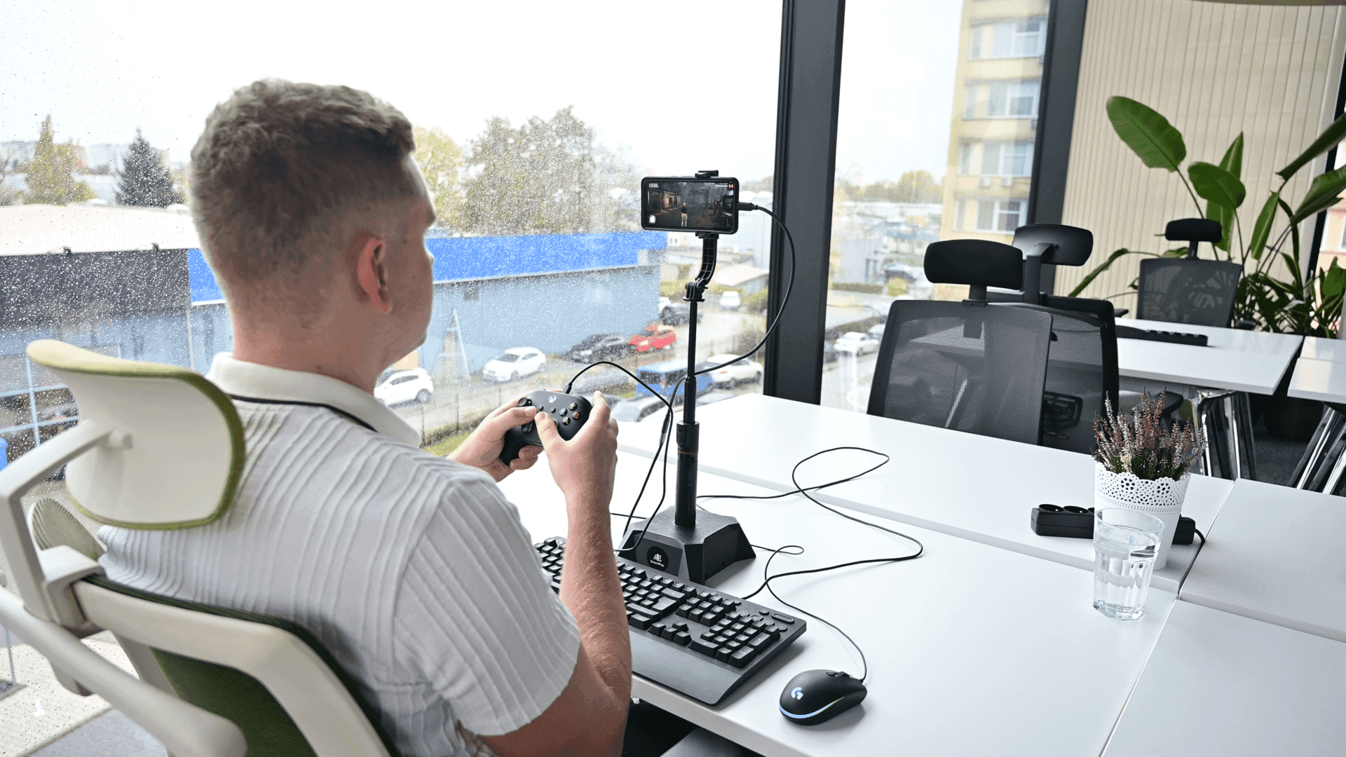 Prawidłowa postawa z telefonem