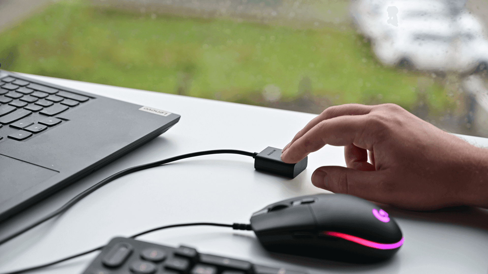 Przełączanie myszki i klawiatury na smartfon